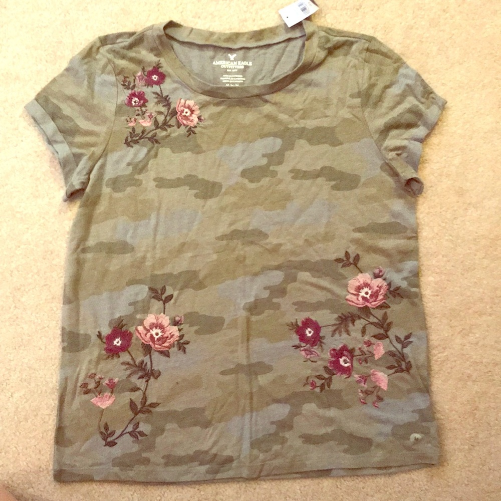 American Eagle Floral/camo shirt